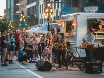Wie entdecke ich spontane kultur-events in meiner stadt an einem wochenende