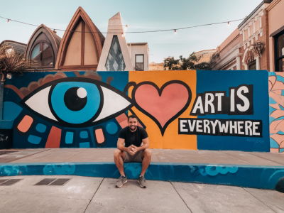 Wie entdecke ich lokale kulturprojekte abseits der touristischen pfade und komme in kontakt mit den machern